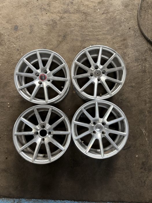 4/100 R16  3 вариант есть