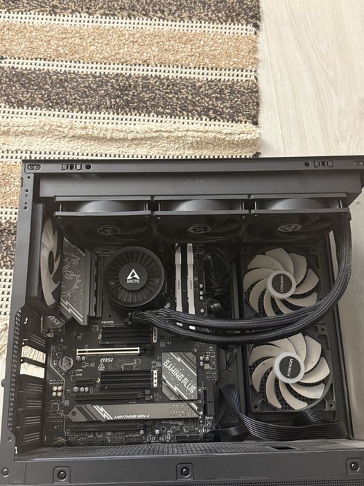 Vand PC Gaming i7 14700k, 32GB RAM DDR5, 3TB SSD M.2