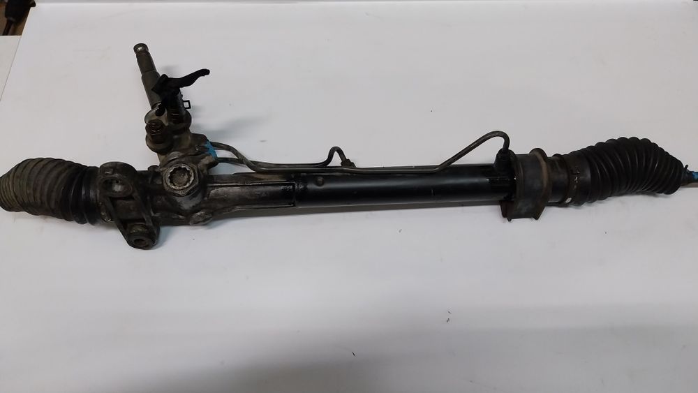 Хидравлична рейка Тойота Ярис П1 (Toyota Yaris P1)/Ярис Версо П2