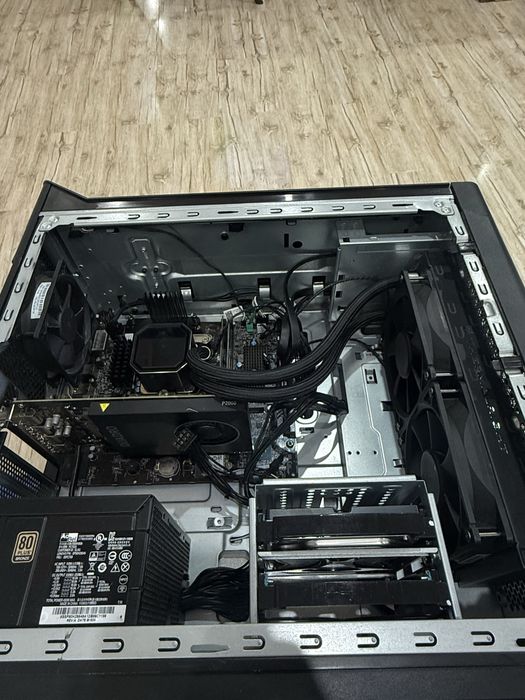 PC Gaming / Workstation i5‑8500 + 16GB RAM + Quadro P2000 + SSD/HDD