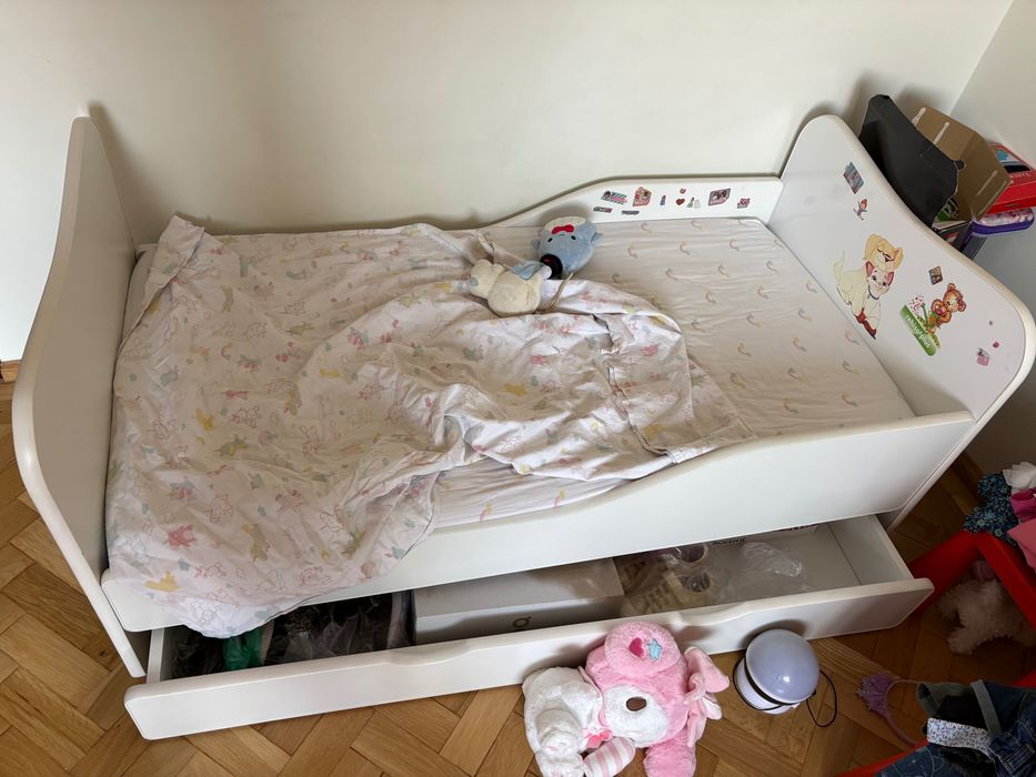 Mobila copii, paturi și dulap
