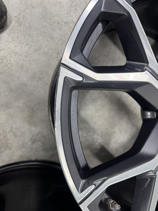 Jante Bmw X5 X6 R21 G05 G06 Originale M741