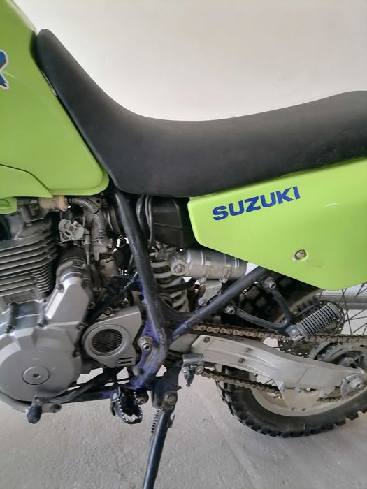 Suzuki dr 350 înscrisă în circulație