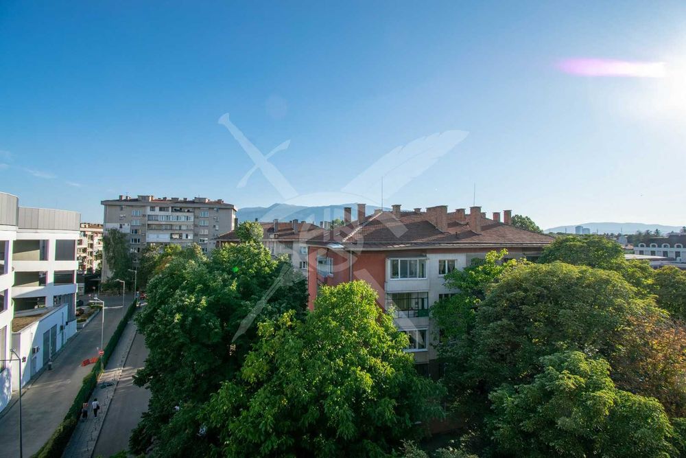 Продава се Двустаен апартамент в София, Оборище - 65 кв.м за 3939 €/кв.м - Снимка #12