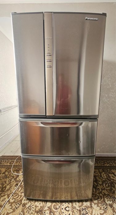 Продам холодильник 3камерный Ранасоник