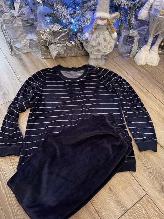 Костюм велюровый  женский для дома и отдыха