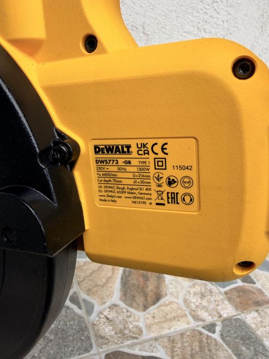 Fierăstrău circular Dewalt 2026