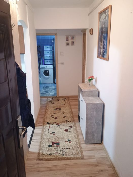 Vând apartament 2 camere pe str.Muresului
