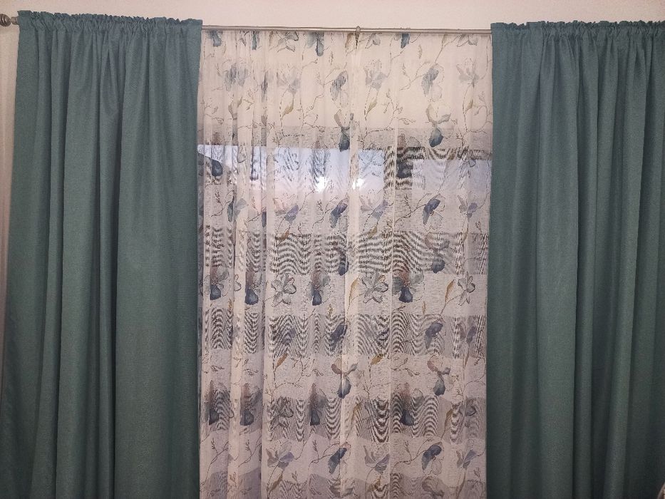 Draperii blackout și perdele