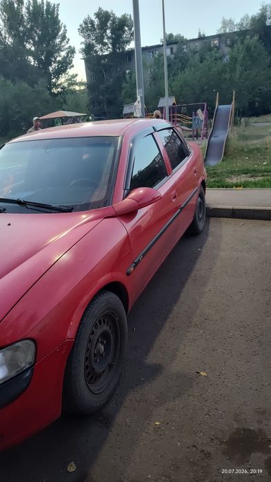 Опель Вектра Б 2.0