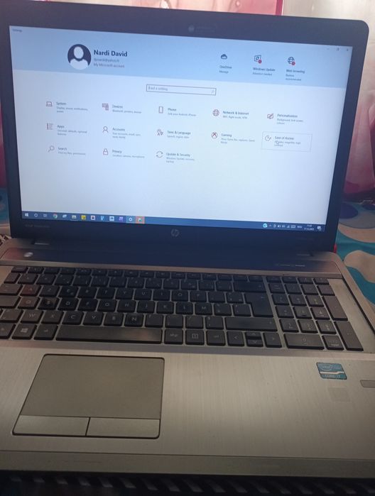 Vând laptop probook