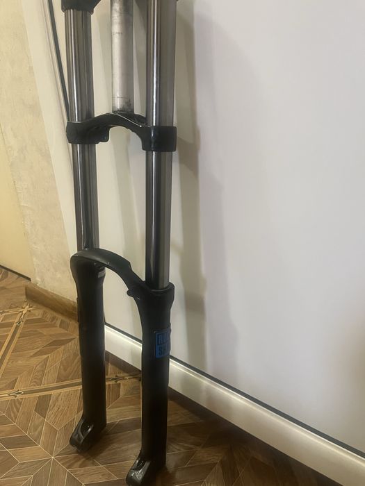 Вилка за колело rock shox domain 2017 27,5