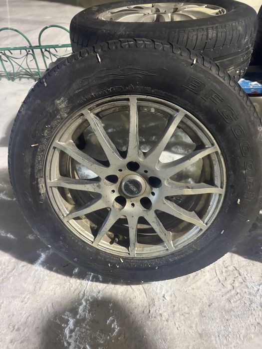 Комплект дисков с шинами