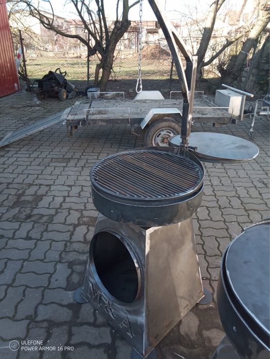 Vand gratar rotativ cu plita