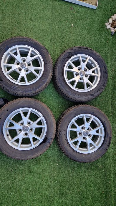 Set 4 jante aliaj+4 anvelope iarna Laufen 215/60/r16 99H