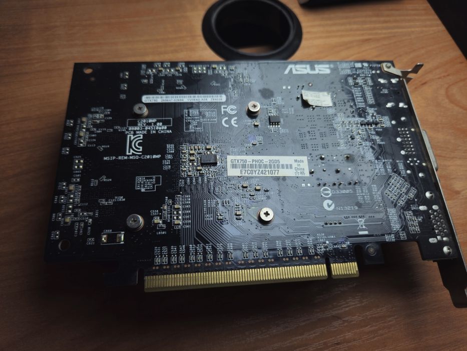 Nvidia gtx 750 2gb ddr5 ASUS