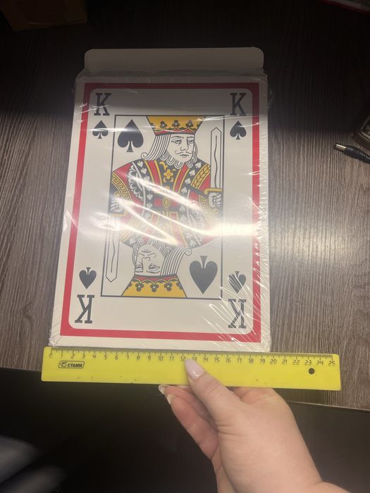 Продам карты игральные 20*28