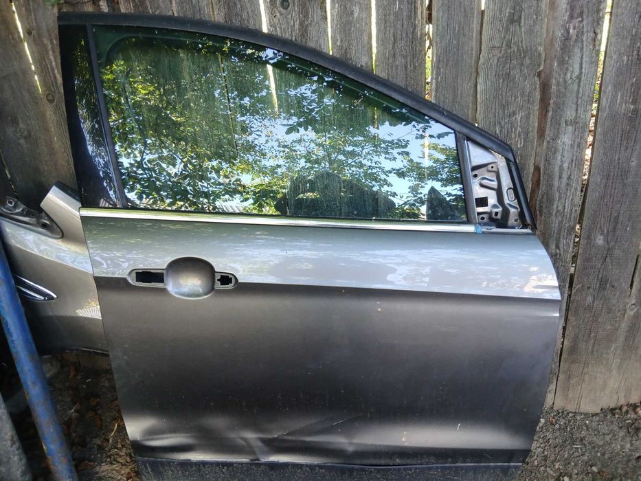 Geam portiera ford kuga dreapta fata