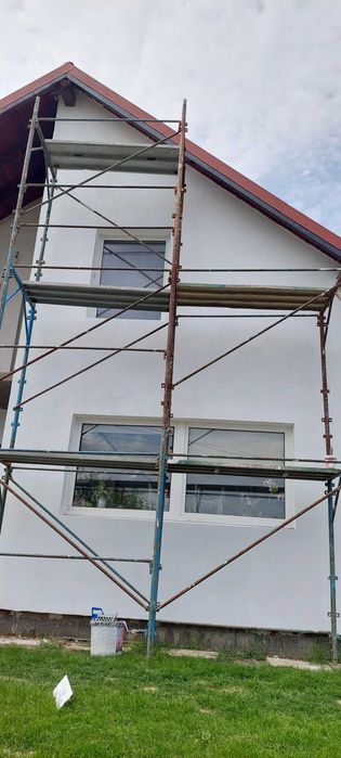 Inchiriez schela metalica 5 elemente