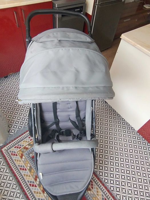 Cărucior bebelusi