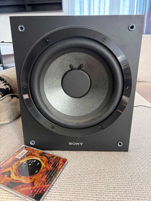 Продавам букшелф тонколони DALI Spector 1, централна тонколона Infinity Video 1, активен субуфер Sony