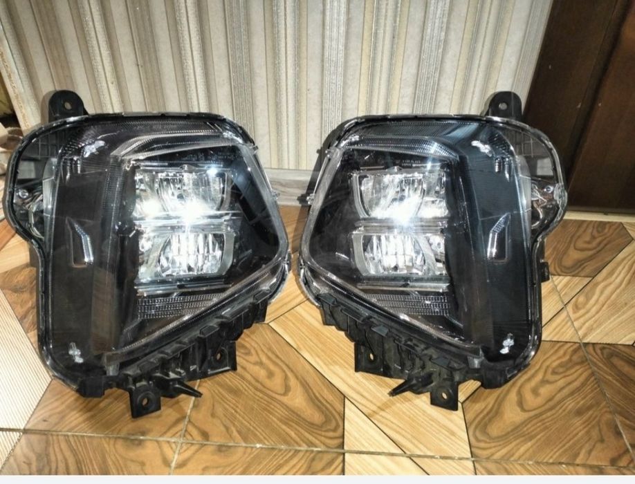 Фар передний Оригиналы