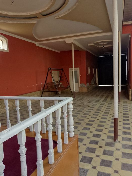 6 sotihli hovli uy sotiladi