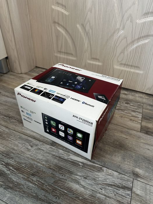 Pioneer avh-z9200dab като нов