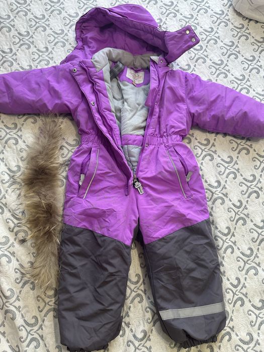 Продам комбинезон для девочки