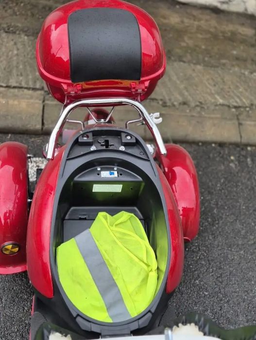 Vând Tricicleta electrica ZTECH