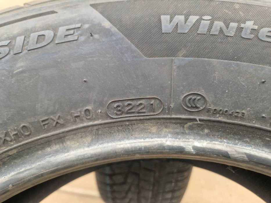 2 Hankook R17 215/65
Зимни гуми 
DOT3221