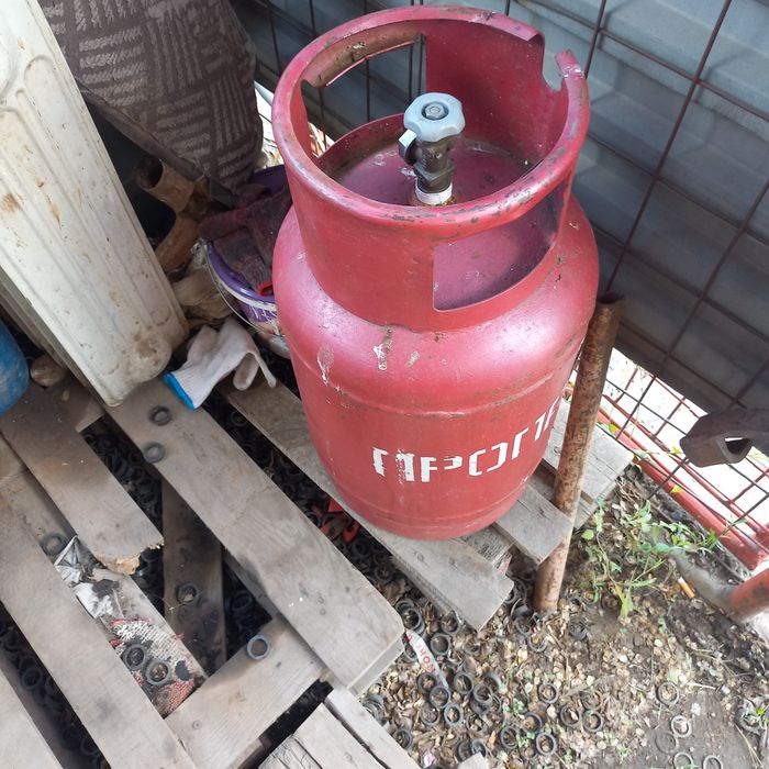 Продам газ баллон