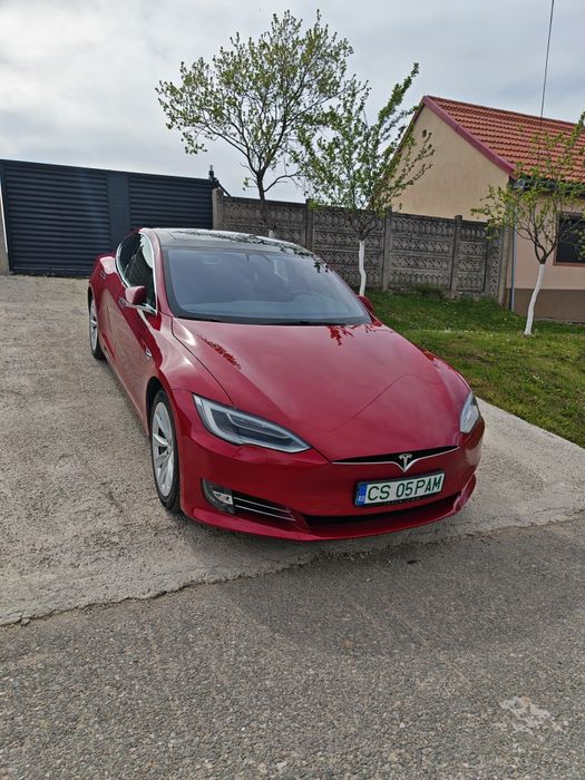 Tesla model S 75d 525cp dual motor