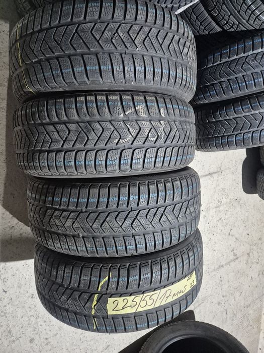 Vând cauciucuri 225/55/17 M+S set complet imp Germania  //Pirelli// dot 2023