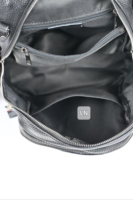 -10% Намаление!!! Дамска раница от естествена кожа