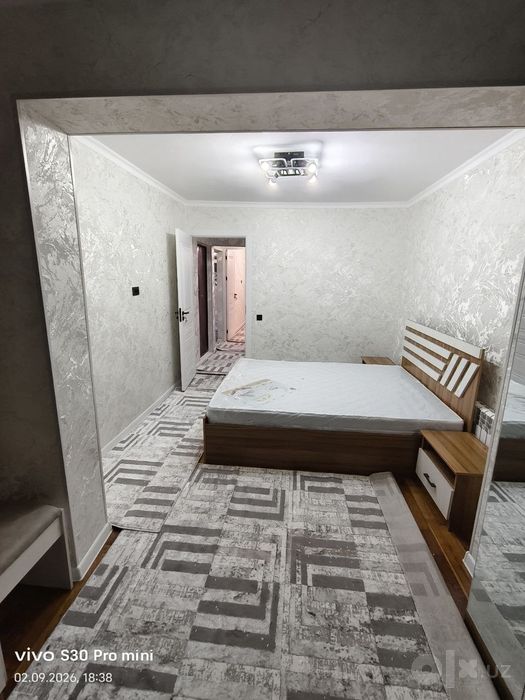 Srochno kvartira sotiladi 1 etaj pad biznes uchun xam zor