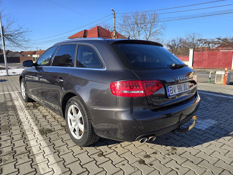 Audi A4 b8 170cp quattro