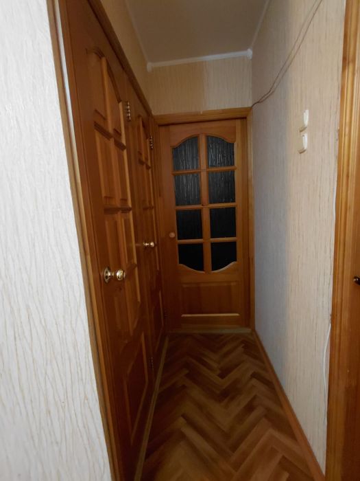 Продам межкомнатные двери