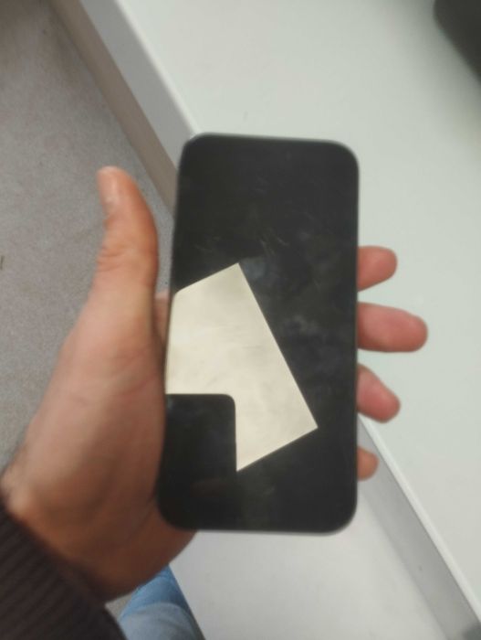 Iphone 15 Pro 128 GB (85% батерия)