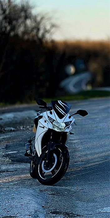 Honda cbr 125 jc50 2015