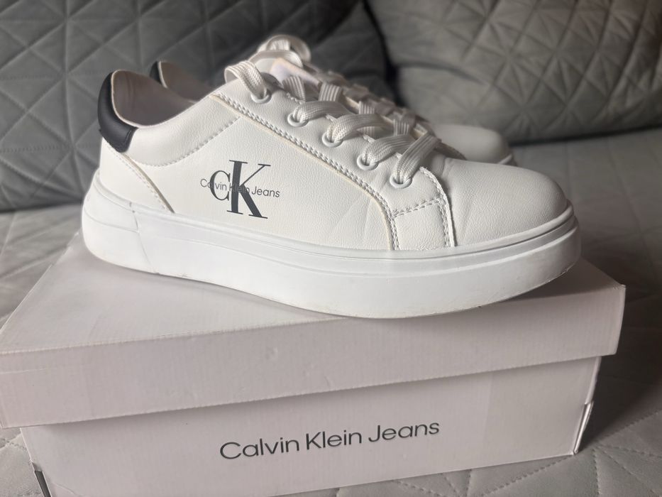 Calvin Klein кецове