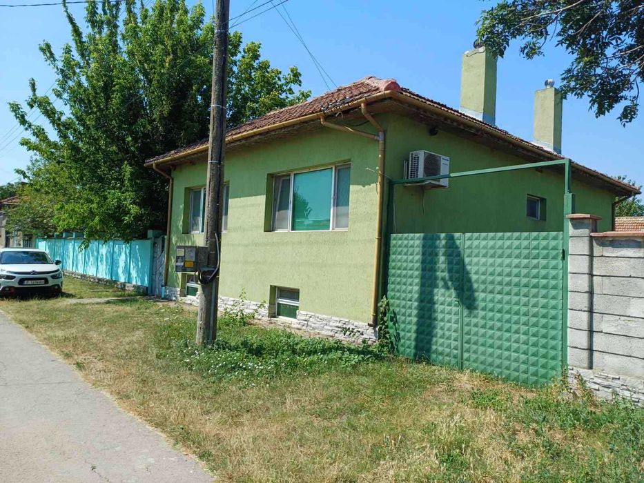 Страхотна къща в с. Йонково