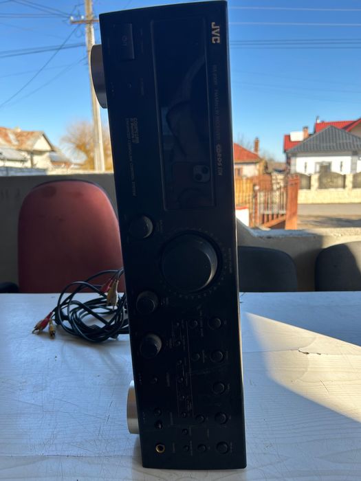 Vând sistem audio JVC