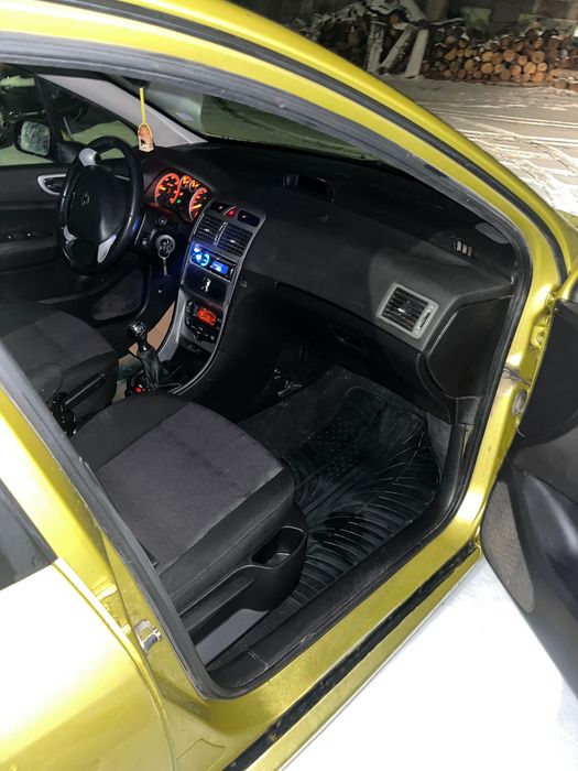 Пежо 307 комби..