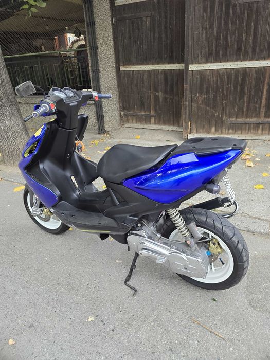 Yamaha Aerox Valentino Rossi Clean Edition
