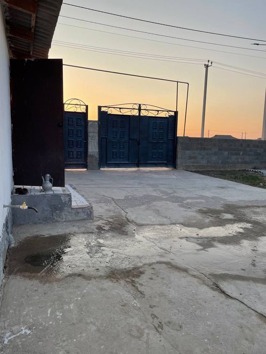 Ынтымақ м/ауд 4 бөлмелі времянка сатылады