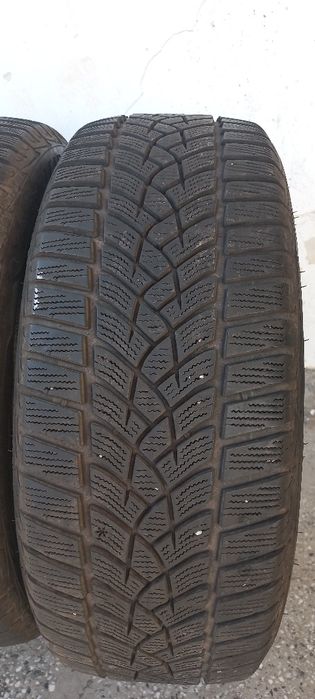 215 55 17 Зимни гуми  Goodyear Дот22