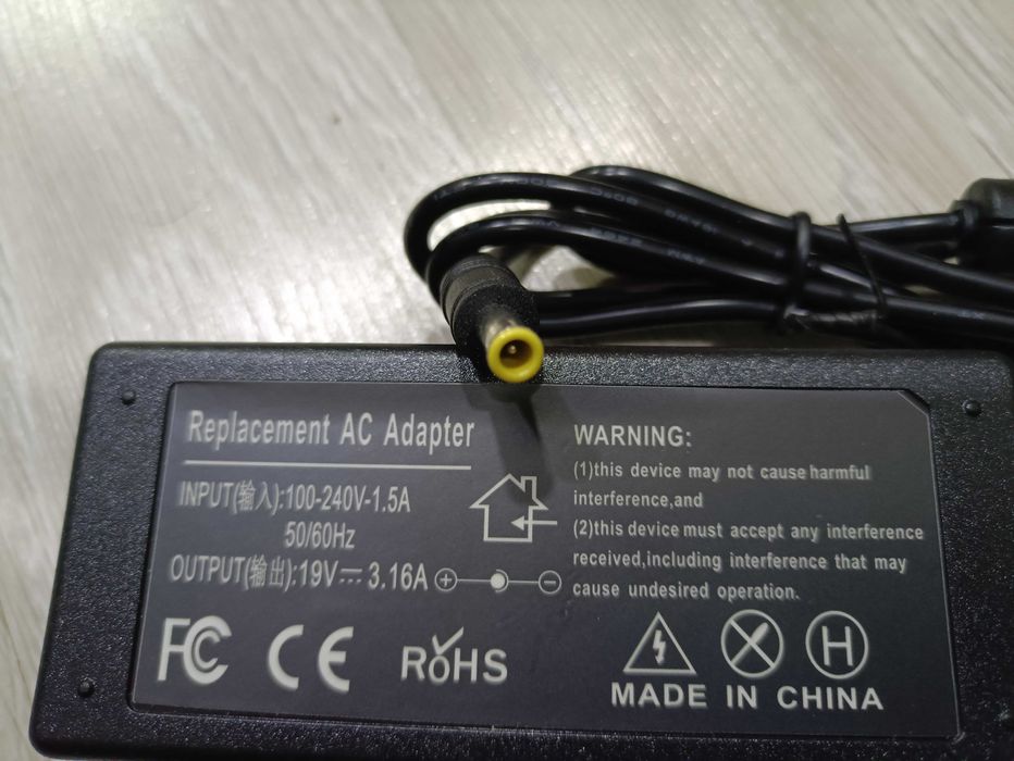 Блок питания ноутбуки Samsung