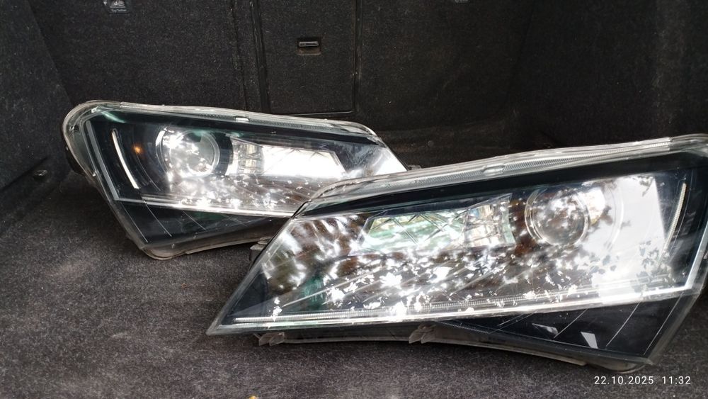 Фарове за superb