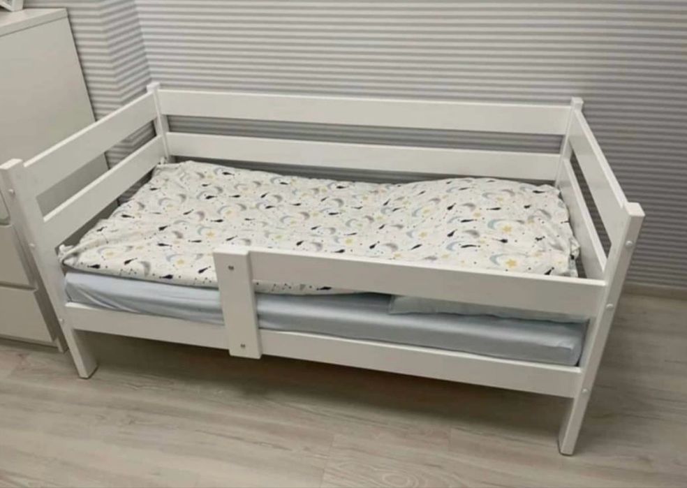 Детская кроватка 140/70
